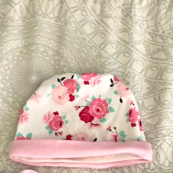 Floral onesie and hat - Picture 3 of 3